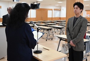 DSC_7085_trim_w300px