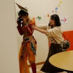 言葉より先に手が・・・