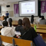 　ミニ講義の時間ですが、　　　　　ミニ実験をします