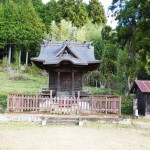 山神神社（やまがみじんじゃ）、　　　祀られているのは　　　　　　　　　山神様（さんじんさま）