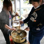 まだまだ味噌の追加投入！
