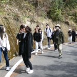 山側を1列で！守れてないのは？