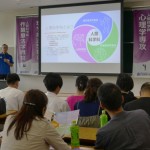 人減科学部長挨拶、　　　　　Google Chromeのアイコン似？