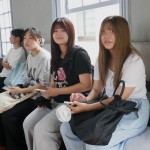 スマホは観光には必須です